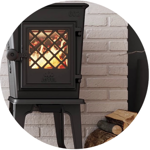 jotul 602 wood stove in cabin 